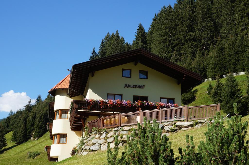 Апартаменти Adlerhof Санкт-Леонгард-ім-Пітцталь Екстер'єр фото