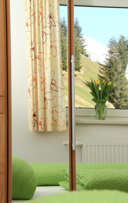 Апартаменти Adlerhof Санкт-Леонгард-ім-Пітцталь Номер фото
